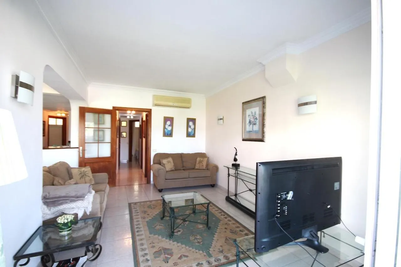 Two Bedroom Apartment Near El Duque Beach, Costa Adeje スペイン